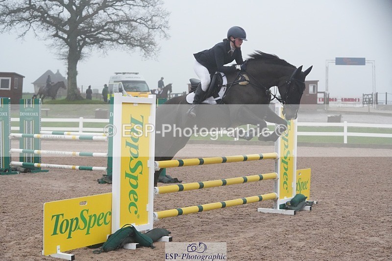 251207-094339-01501 - Cls 16 Blue Chip Winter Qualifier and 90cm