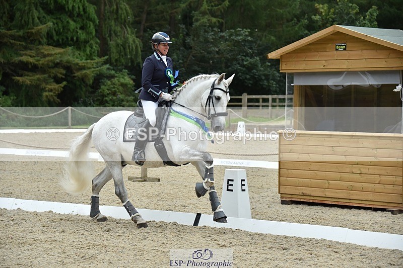 230813-182138-08859 - Medium Silver Presentations