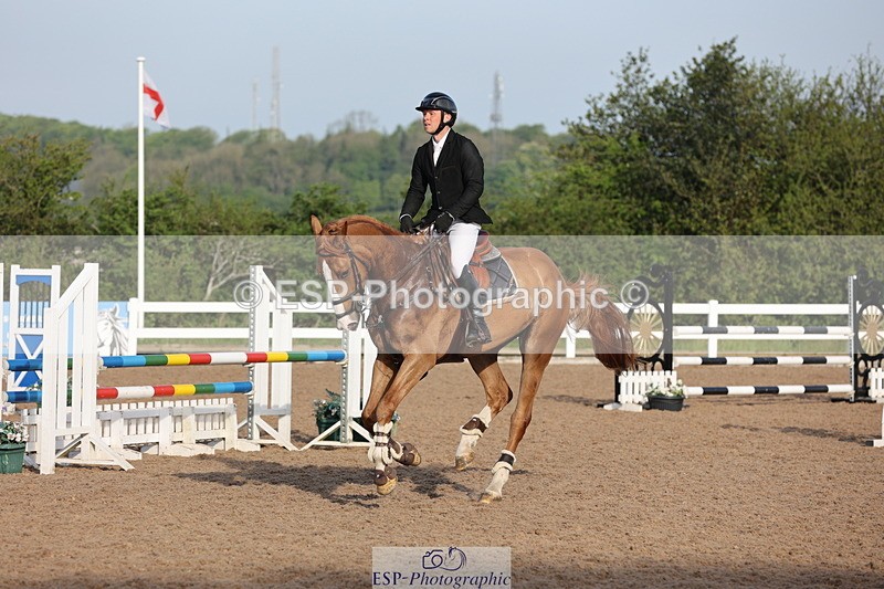 240510A-080727-04083 - Cls 13 British Novice and 90cm Open