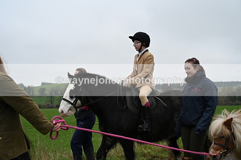 WJ7_9849 - Walk out..