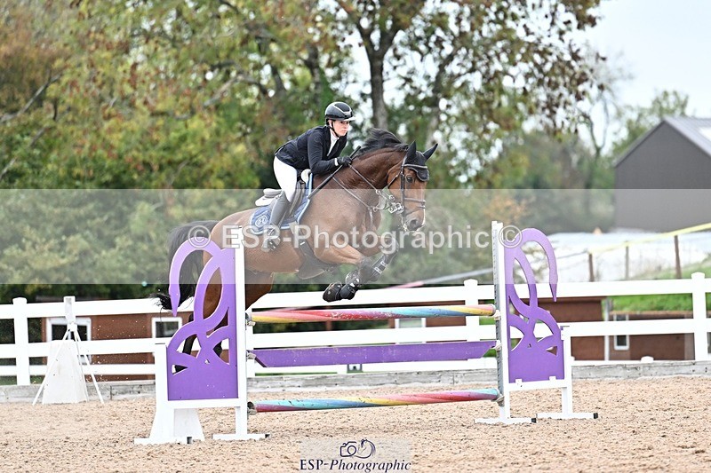 251015-134830-00650 - Cls 4 Newcomers and 1.10m Open