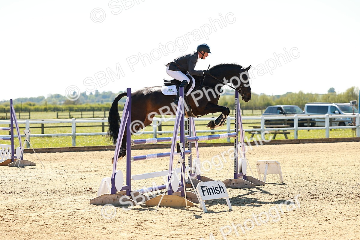 SBM_001727 - Class 5 - Senior Foxhunter - 1.20m