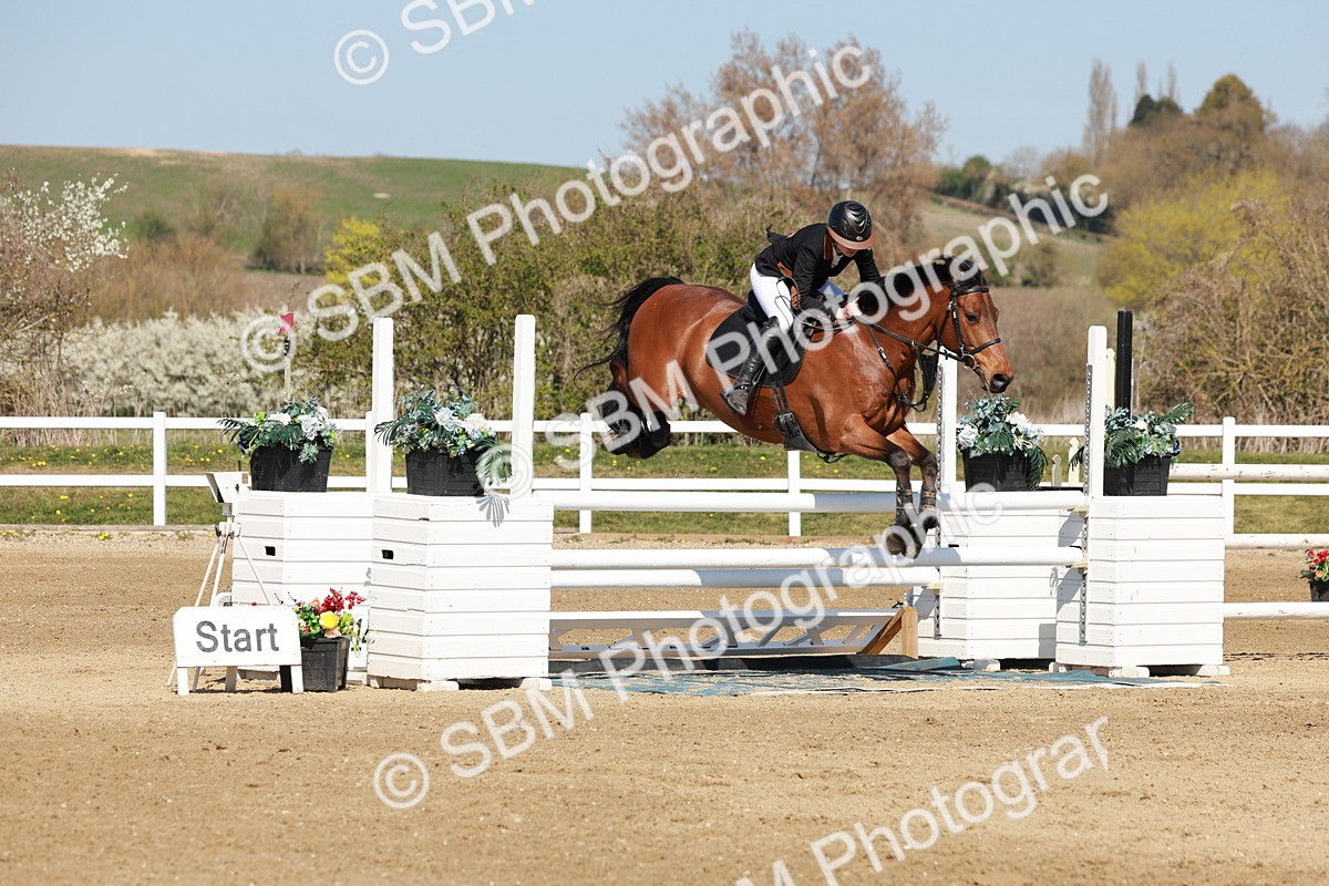 SBM_004311 - Class 17 - Senior Newcomers - 1.10m