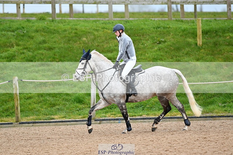 240309A-140412-01351 - Cls 21+22 Club and Schools 90cm