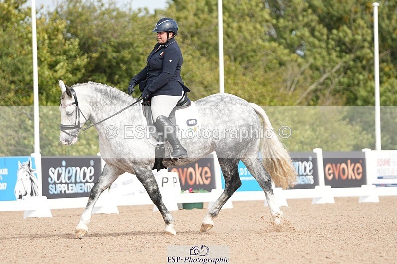 250906-102631-01246 - 029-Emma.DairCastle.Ellis.Esmeralda