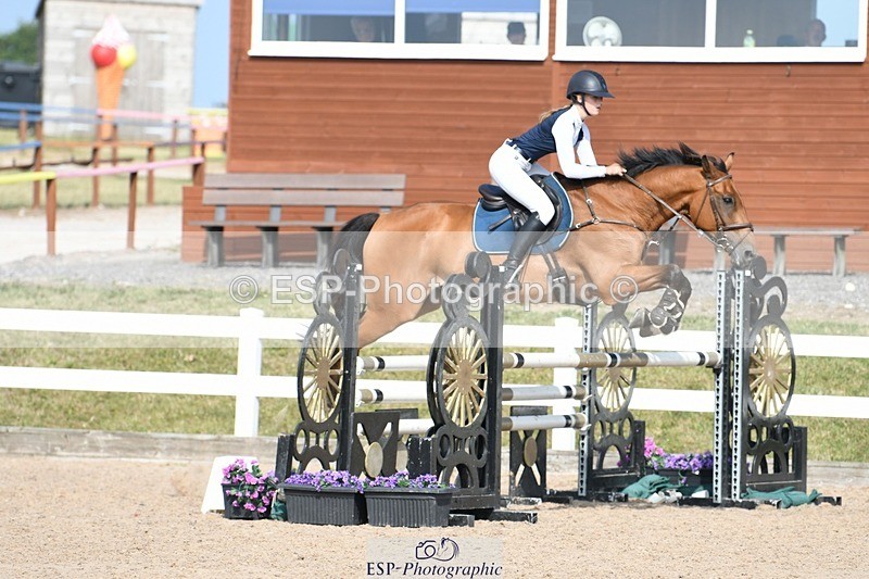 250725-165618-04046 - Cls 10 1.05m Amateur Quali