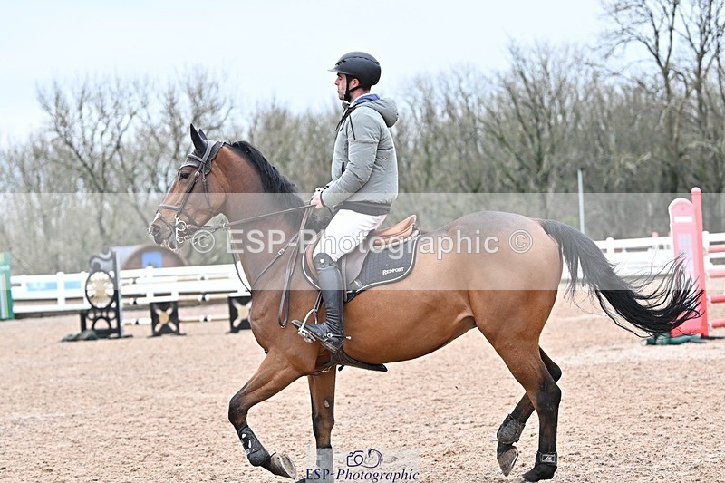 241127-124801-00561 - Cls 04A&B Snr Newc & 1.10m Open