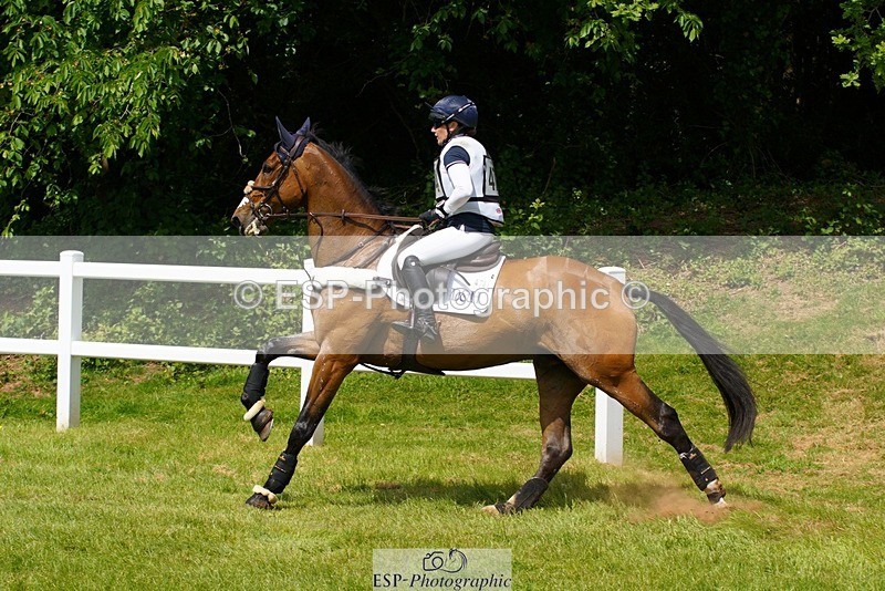 230528-141916-17698 - 474-LONDON_52-Laura_Collett-XC