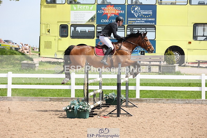 240510A-141950-07584 - Cls 17 1.05m National Am Quali