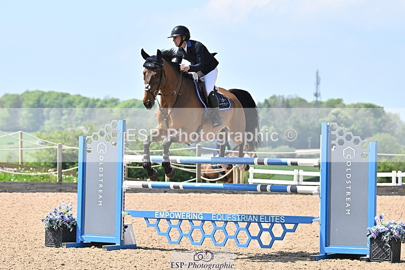 240509A-134451-02130 - Cls 10 National 1.30m Open