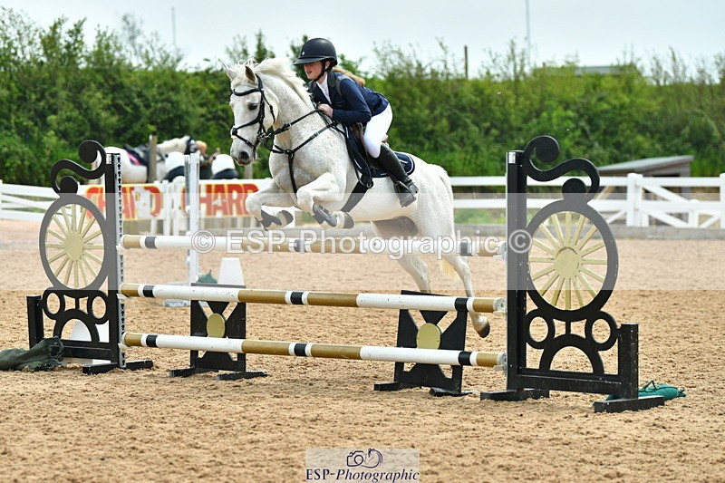230514A-131523-02903 - Cls 25 Pony Foxhunter & 1.10m Open