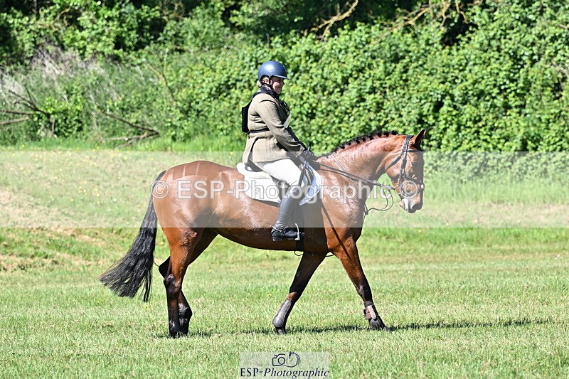 250522B-104059-01624 - 106-THE.CHAMPAGNE.LADY-Charlotte.Rowe