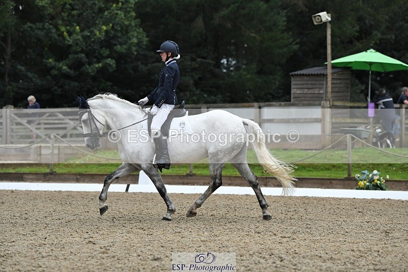 230812-093043-02796 - Cls 6 Novice Silver Start to 10.20 break