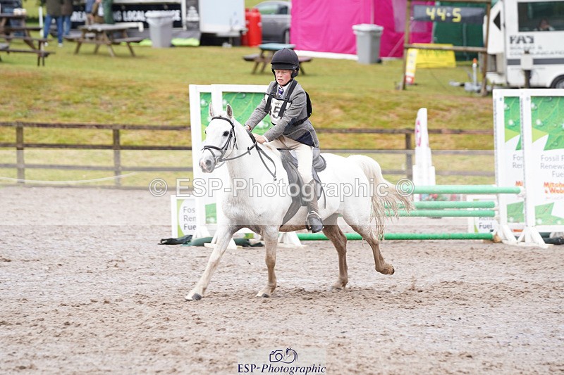 240824X-103856-22954 - 70cm Round 1 9.30 to 11.10