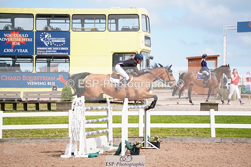 240525A-142456-06579 - Cls 18 National 1.40m