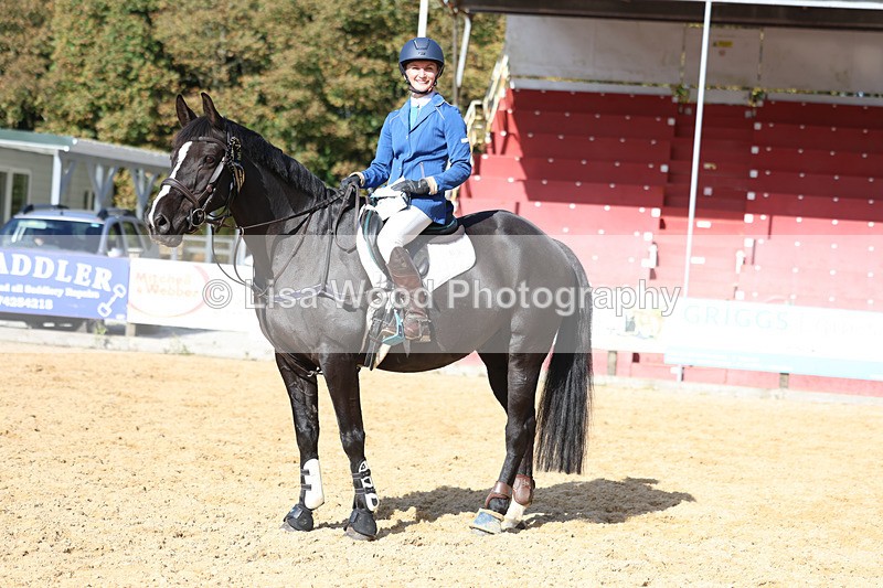 3E7A5346 - Class 9: 80cm Senior