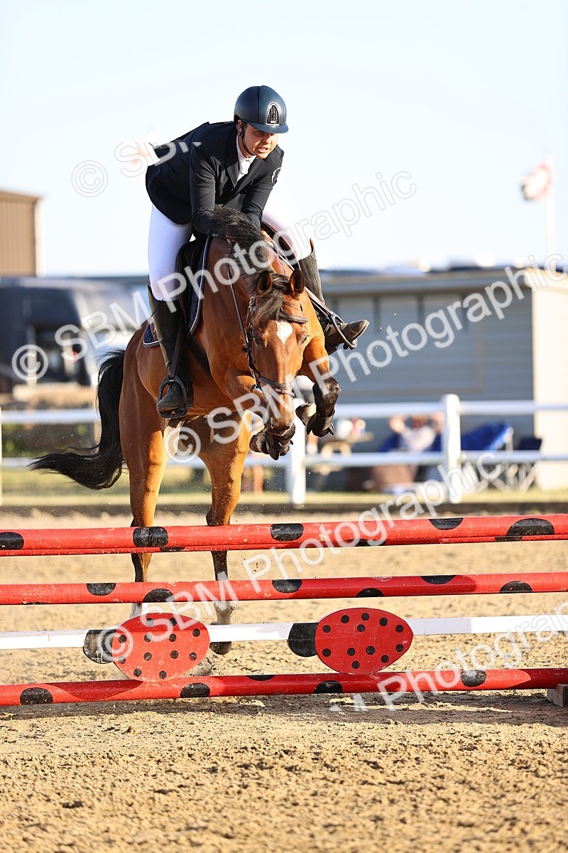 SBM_012585 - Class 12 - Senior British Novice - 90cm Open