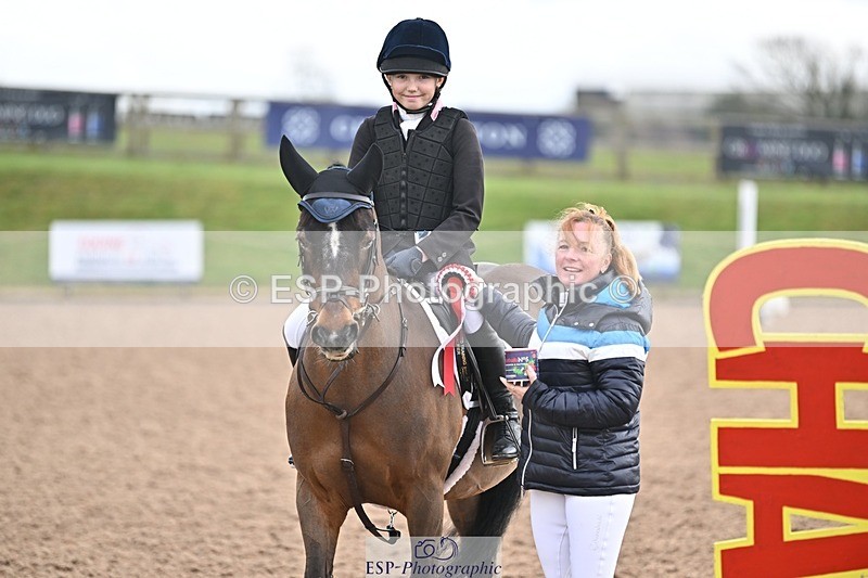 250322-100413-00587 - SJ 60cm (Intro 1) and Presentations