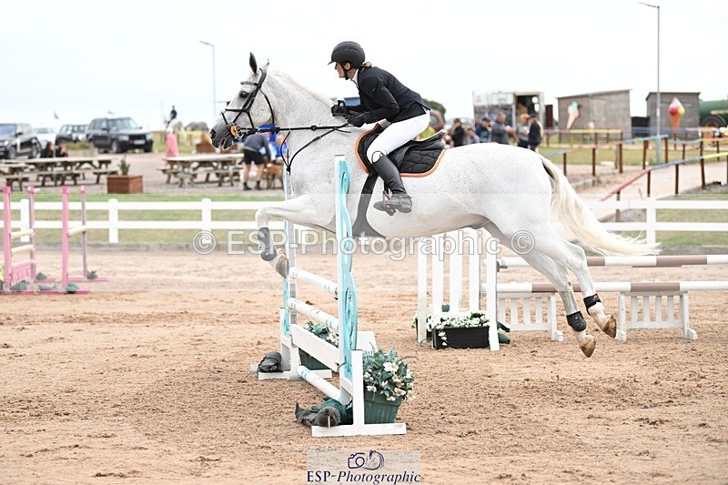 250727-093315-08842 - Cls 31 British Novice and 90cm