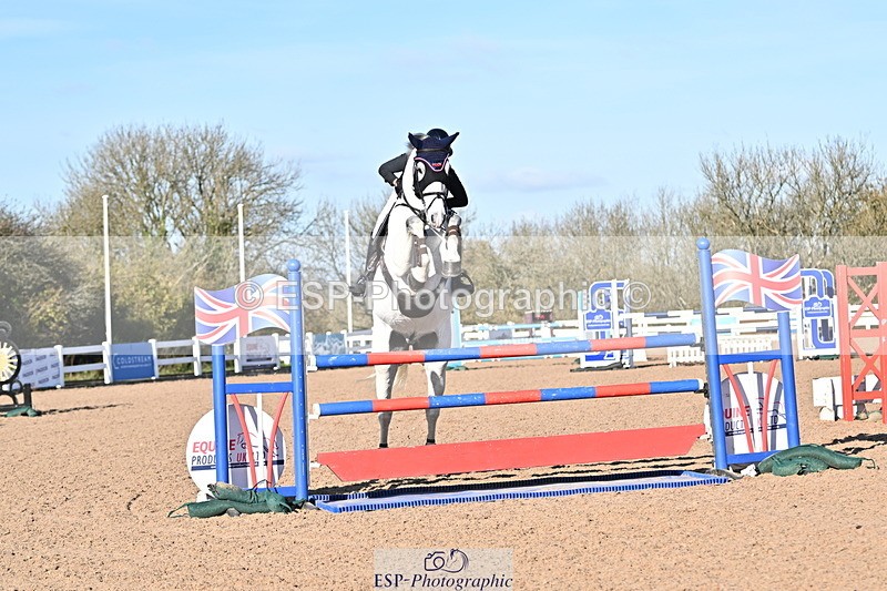 241113A-123224-00509 - Cls 04A&B Snr Newc & 1.10m Open