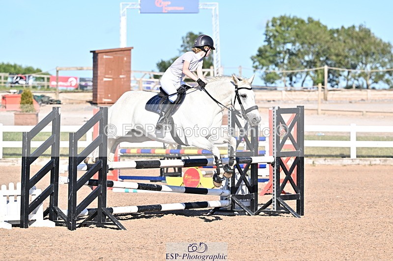 250708A-184521-00642 - 90cm Classes