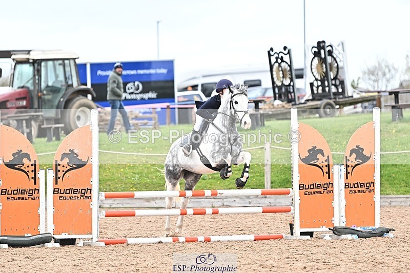 250414-105327-00285 - 80cm Round 1