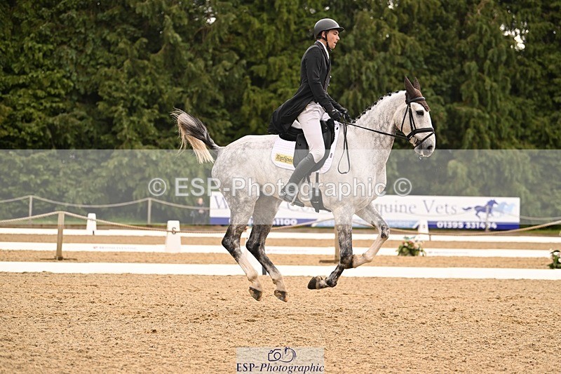 000101-215559-04493 - 404-DEERPAIRC_REVELRY-Max_Warburton