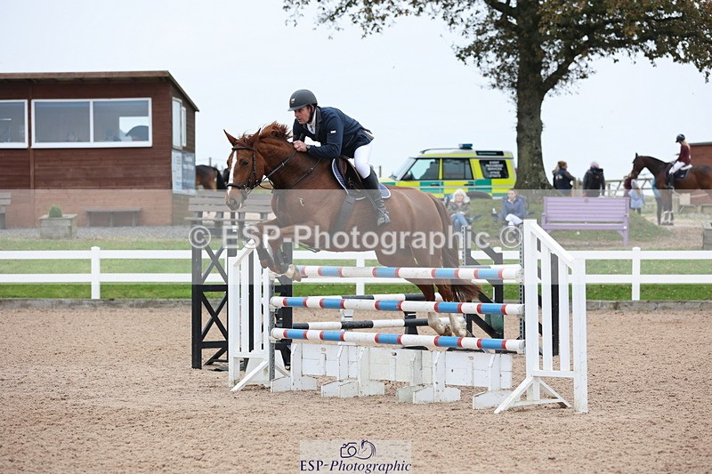 241101A-132232-02061 - FRI Cls 6 Foxhunter and 1.20m Open