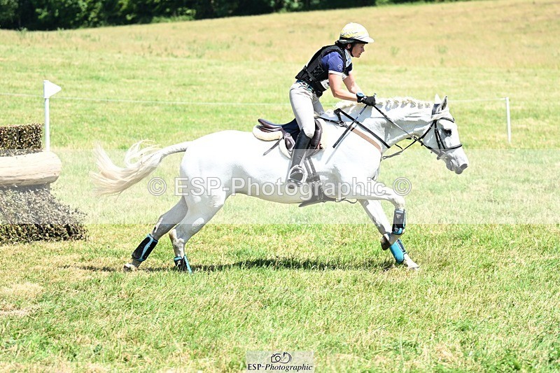 240629X-144309-4338 - 222-Kate_Jupp-CARROWNURLAUR_PRIDE