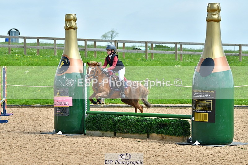 230513A-133043-01090 - Cls 34+35 Club 60cm