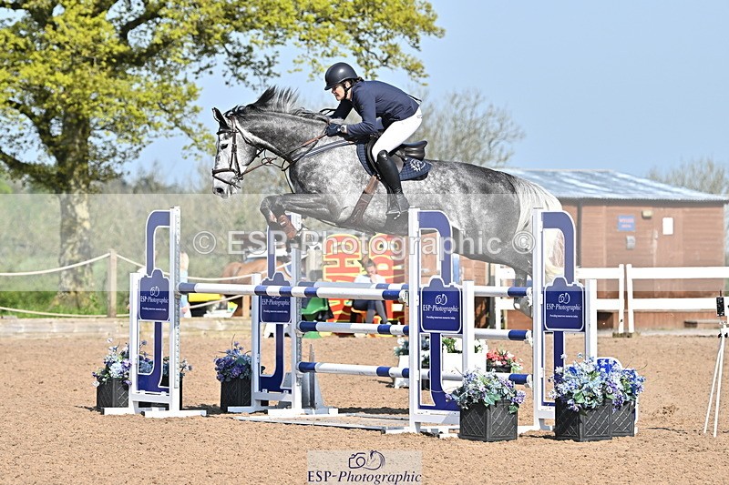 240509A-094358-00646 - Cls 8 Foxhunter