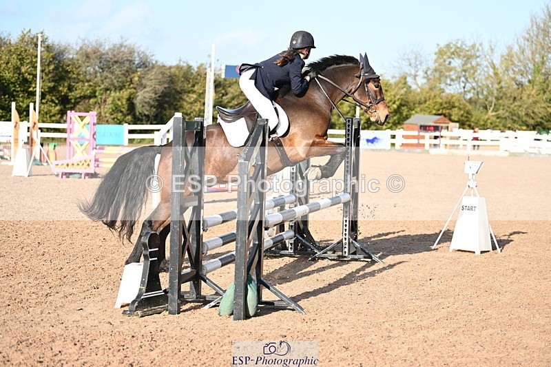 241026A-105522-00237 - SAT Cls 5 Pony British Novice and 80cm
