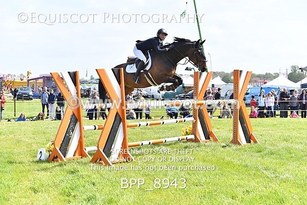 BPP_8943 - CLASS 3 The RHS Andrew Hamilton Coach Novice Qualifier (1.20m)