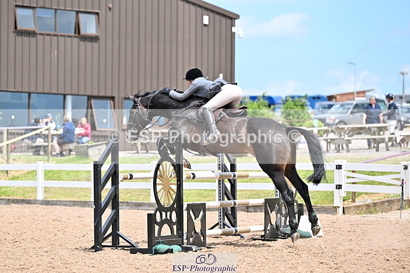 240605A-133506-00584 - Cls 3 Snr 1.05m Open