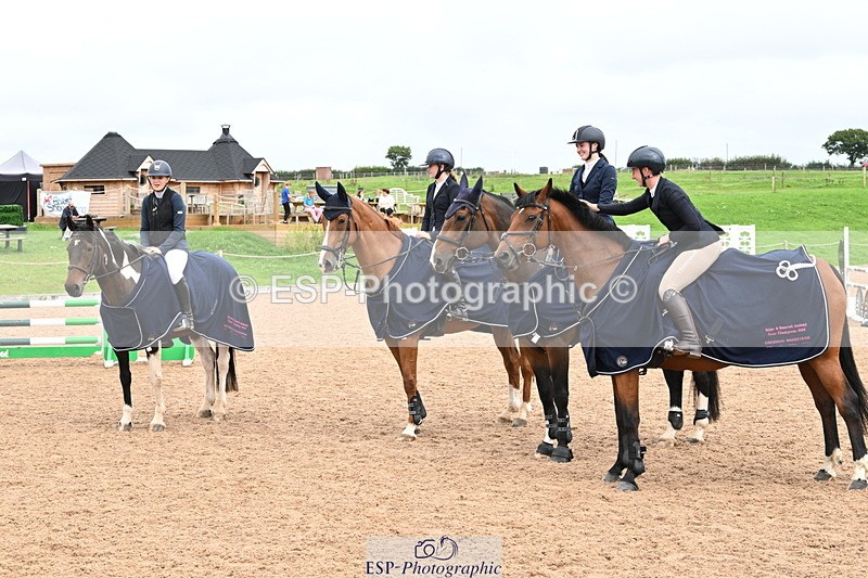 240908A-135932-04145 - Cls 15 U21 Intro 90cm-1.00m  Team Comp