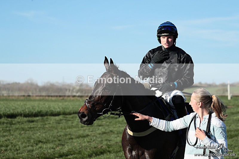 PtP 210326 1112 - VWH Cirencester Races 21/03/26