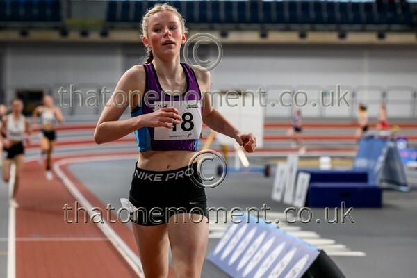 AgeInd25SAT-911328 - Track Female Set Two