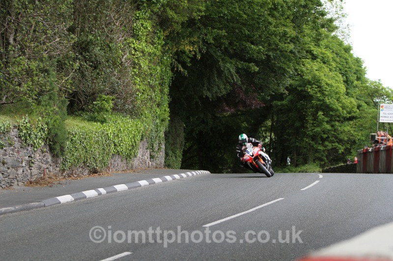 Richard McLoughlin Yamaha / mc loughlin racing - Monster Energy Supersport Race 1