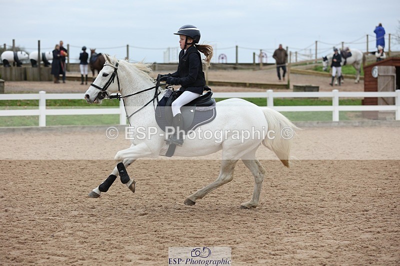 241116X-103552-00927 - Cls 08 Pony Winter Nov Champs