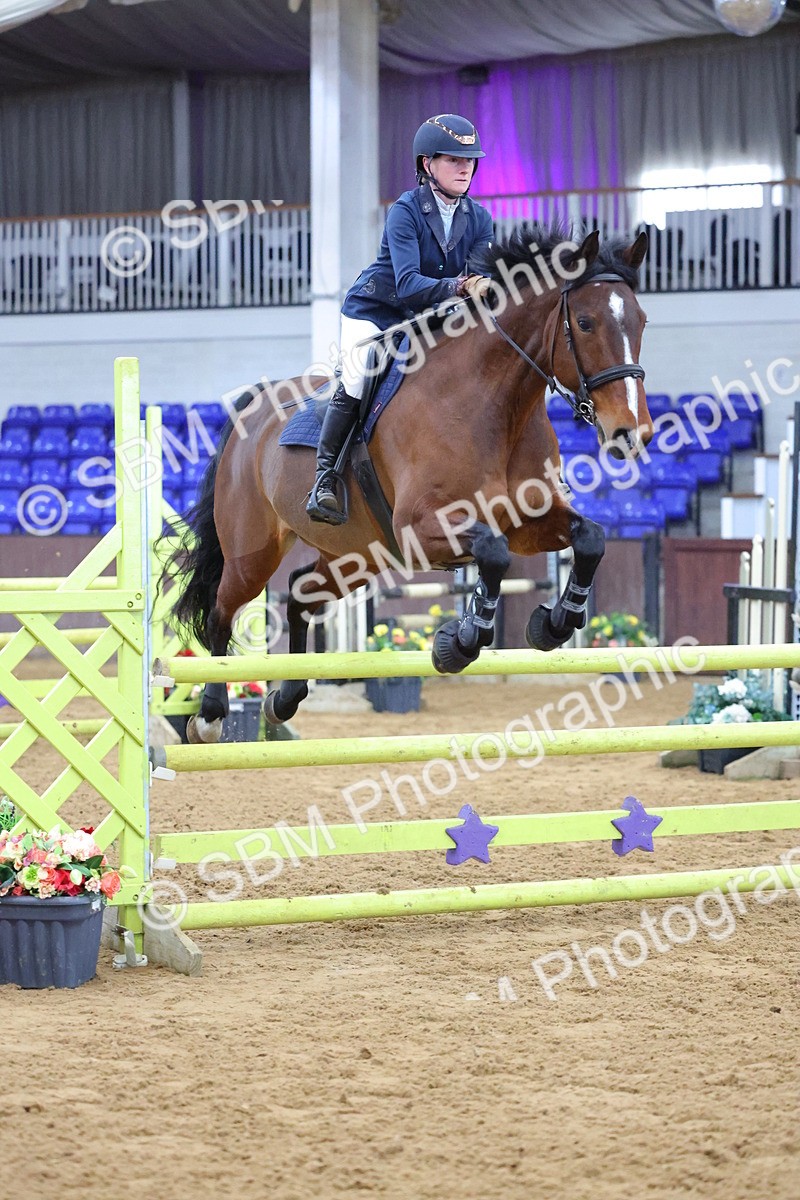 SBM_010069 - Class 21 - Nupafeed Supplements Senior Discovery/ 1m Open - First Round (1.00m)