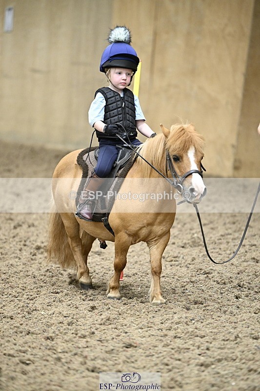 240728B-142651-00536 - Theo and Gemma's Groups Indoor