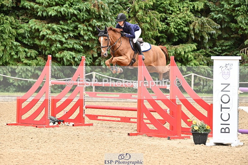 250706A-153218-20702 - Cls 50 Snr Foxhunter