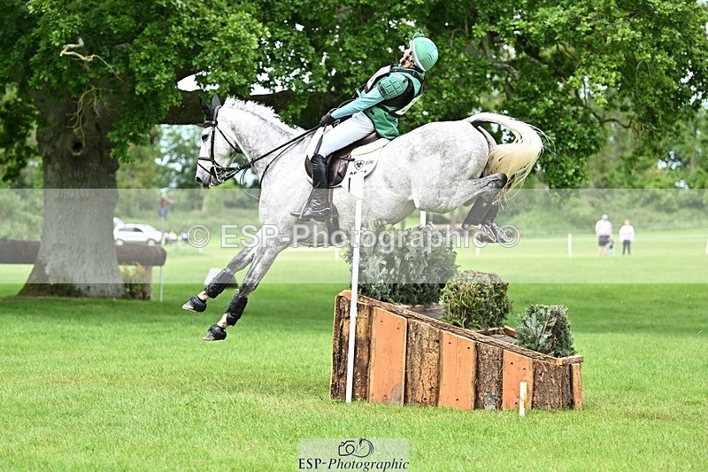 240525-145656-16120 - 208-KING_LOUIS-Mary_King