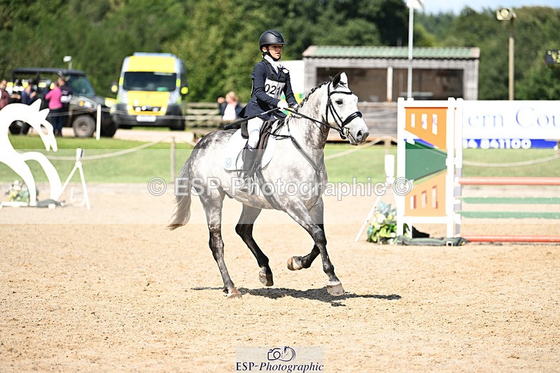 240824X-134310-29057 - 80cm Round 2 13.30 to 14.30