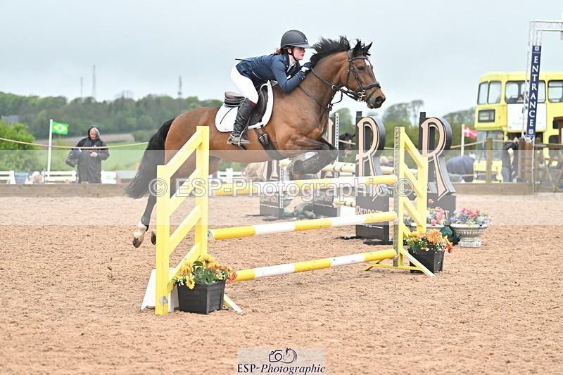 240505A-133021-05643 - Cls 5 Pony Foxhunter & 1.10m Open