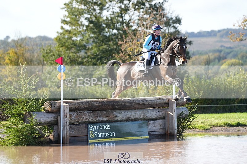 251024A-124712-10798 - B-140-Charlotte.Ward