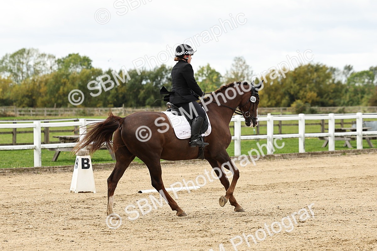 SBM_004533 - Class 69 - Novice 2