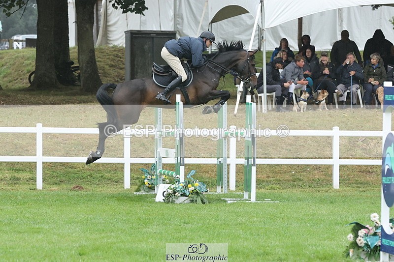 250830A-131550-06610 - Cls 16 Snr Newcomers and 1.10m Open