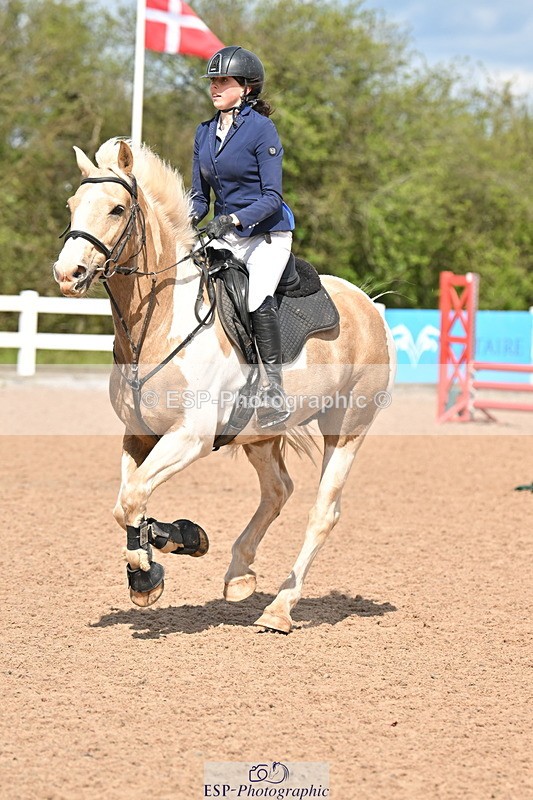 240504A-110612-00534 - Cls 14 & 15 Club & Schools 70cm