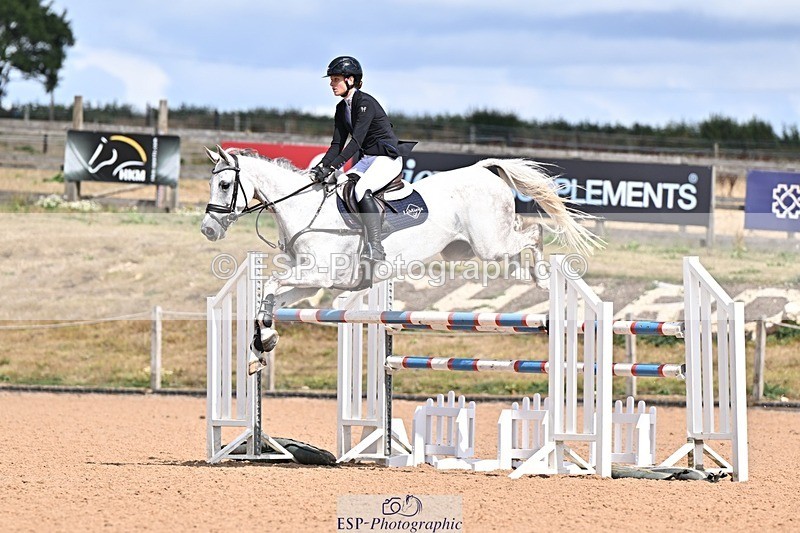 260819-144213-01198 - Cls 6 Foxhunter and 1.20m